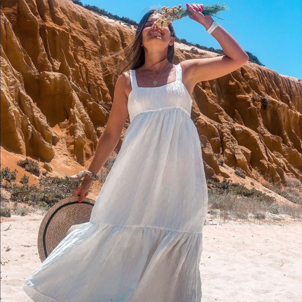 Zara voluminous dress bloggers favorite - Picture 2 of 13